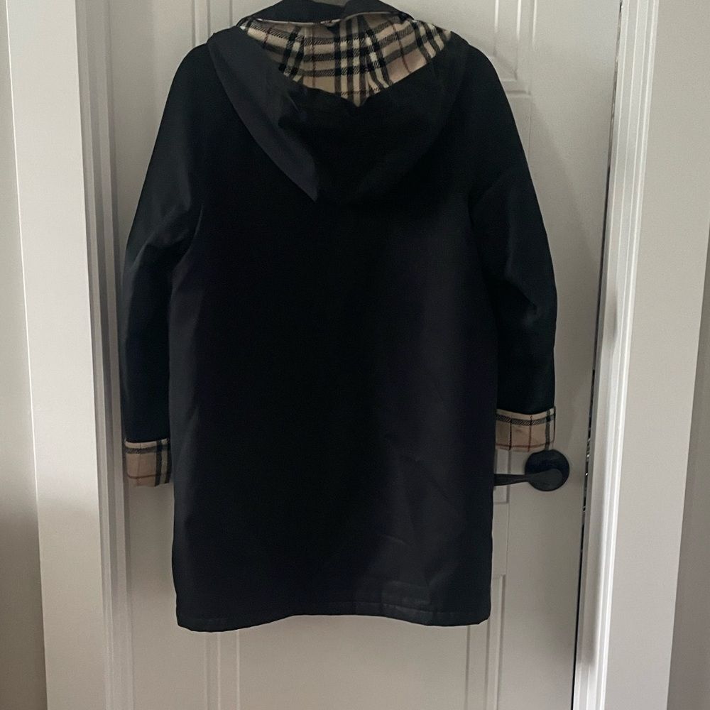 Vintage Burberry Black Hooded Jacket with Quilted Interior - Picture 4 of 10